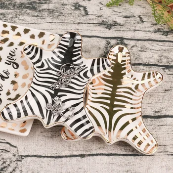 Käsitsi Maalitud Kuld Tiger Nahk Keraamiline Plaat Dekoratiivsed Zebra Roog Väike Ehted Hammas Sõrmused Käevõrud, Kõrvarõngad Plaate Omanik